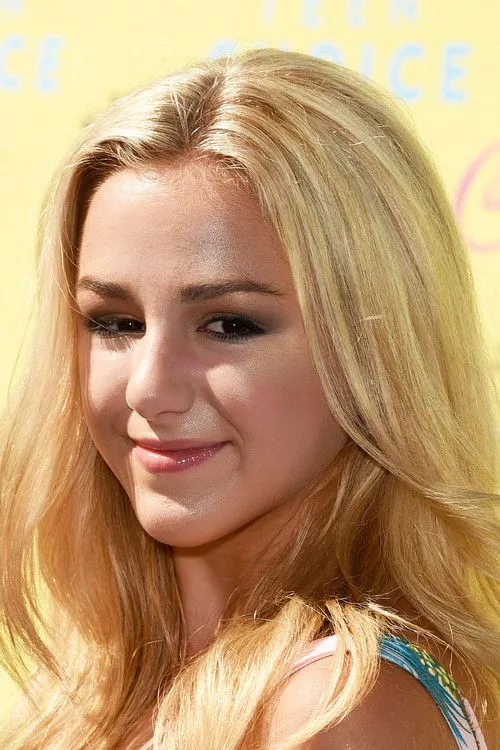 Chloe Lukasiak photo