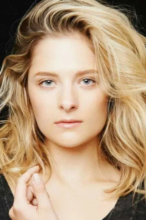 Louisa Jacobson photo