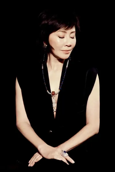 Carina Lau photo