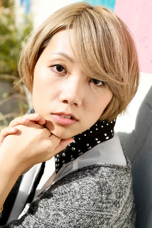 Mariko Higashiuchi photo