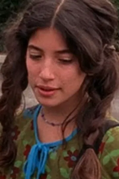 Tania Raymonde photo
