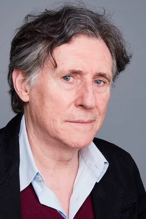 Gabriel Byrne photo
