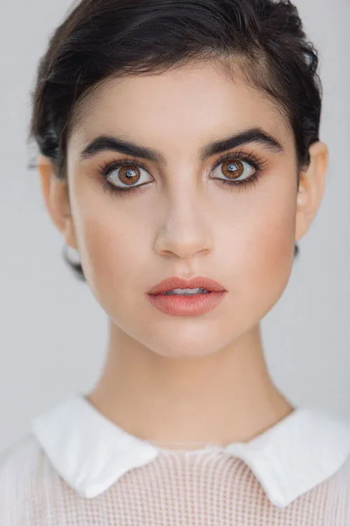 Sarah Yarkin photo