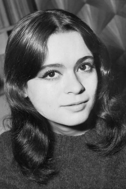 Marie Versini photo