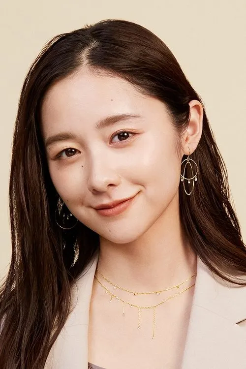 Mayu Hotta photo