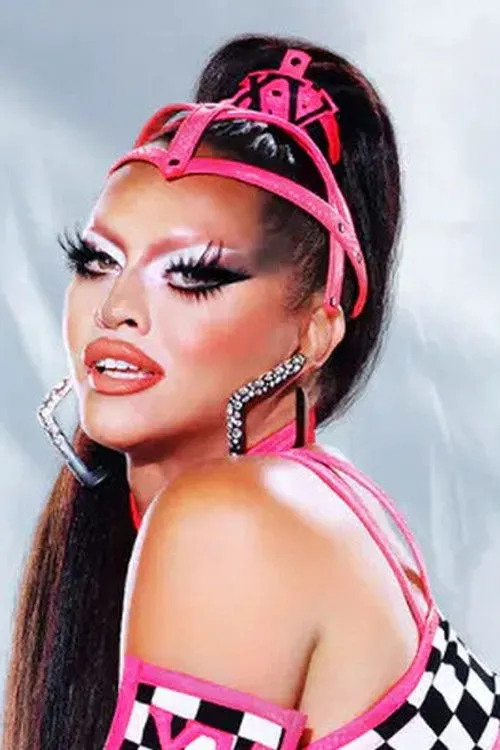 Sasha Colby photo