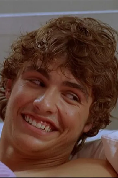 Dave Franco photo