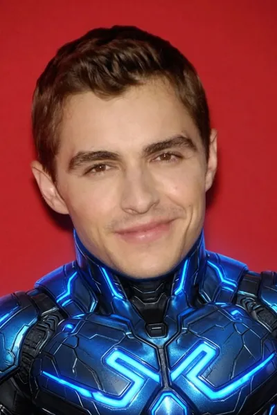 Dave Franco photo