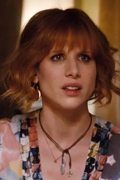 Lucy Punch photo