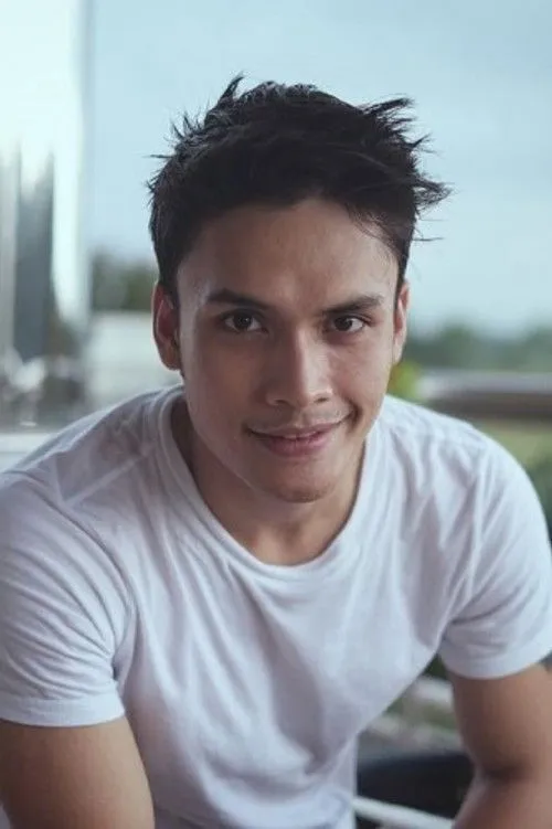 Randy Pangalila photo
