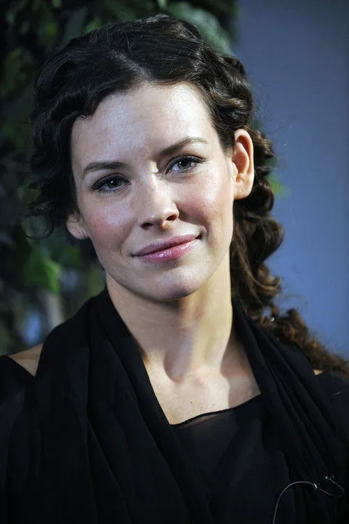 Evangeline Lilly photo