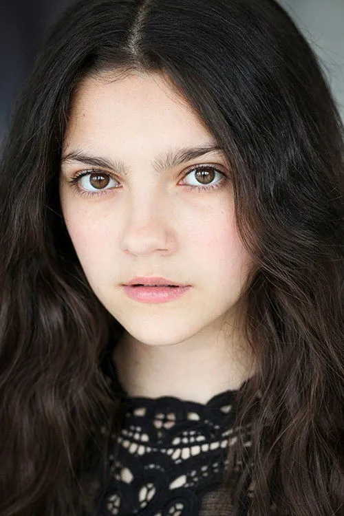 Emily Carey photo