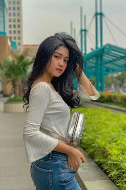 Yoriko Angeline photo