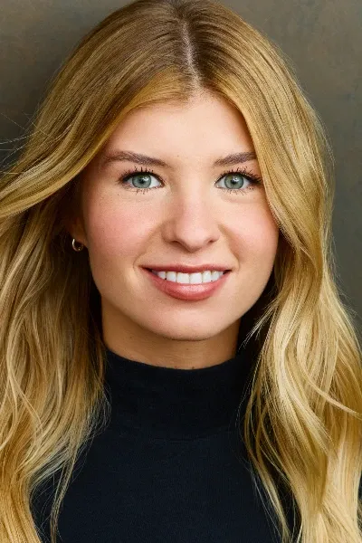 Olivia Troast photo