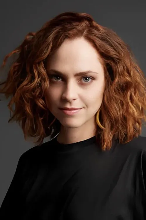Fiona Dourif photo