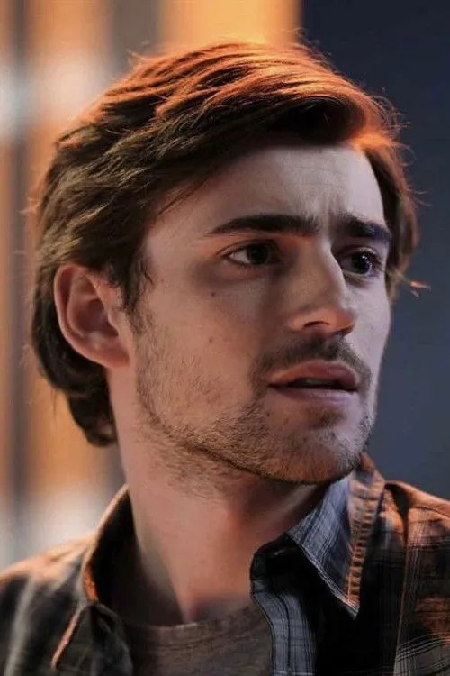 Charlie Rowe photo