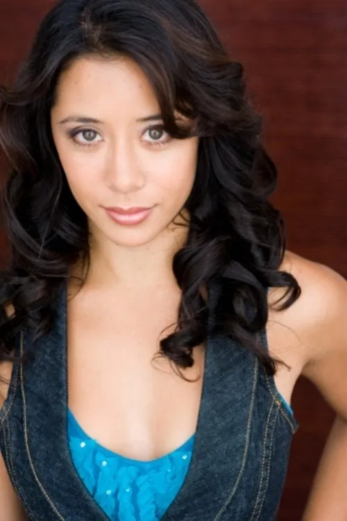 Tara Macken photo
