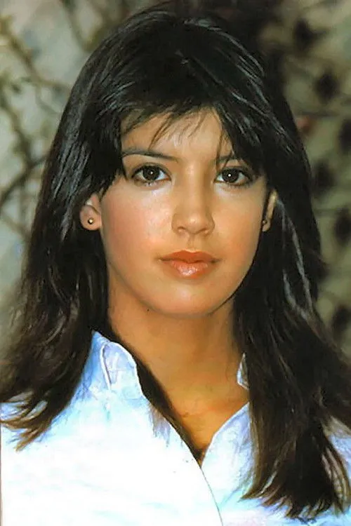 Phoebe Cates photo