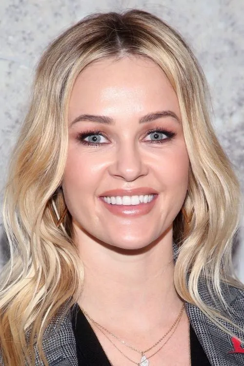 Ambyr Childers photo