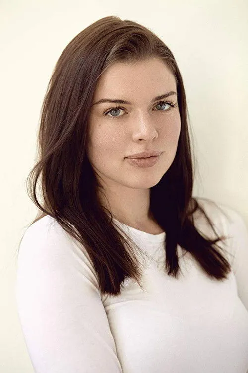 Julia Fox photo