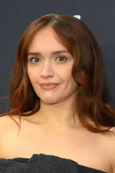 Olivia Cooke photo