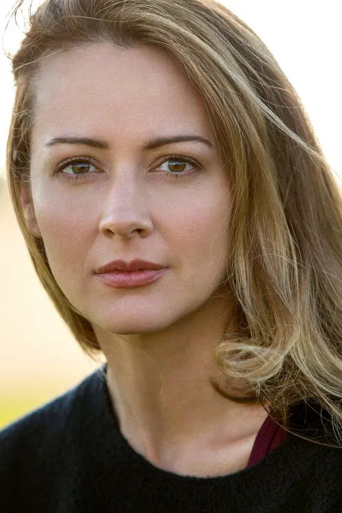 Amy Acker photo