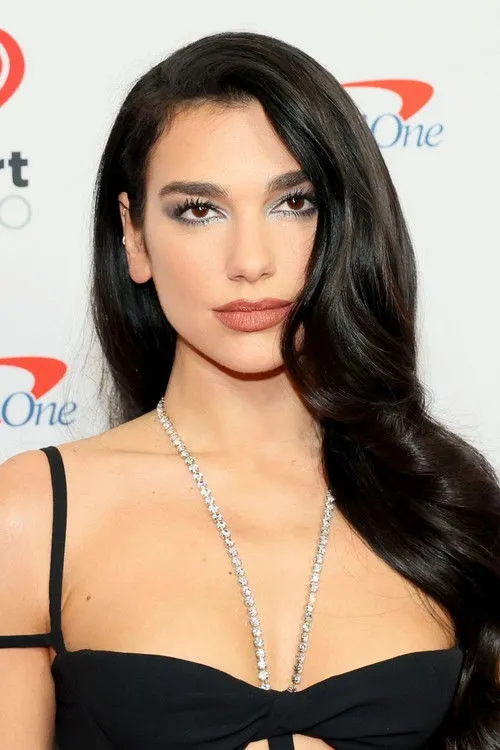 Dua Lipa photo