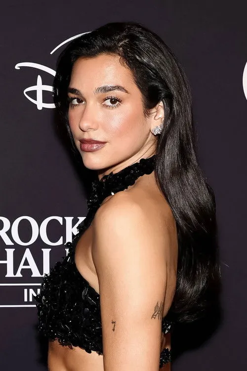 Dua Lipa photo