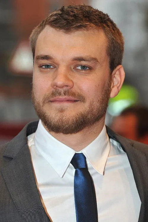 Pilou Asbæk photo