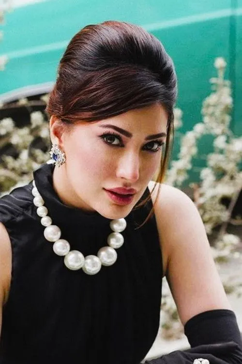 Mehwish Hayat photo