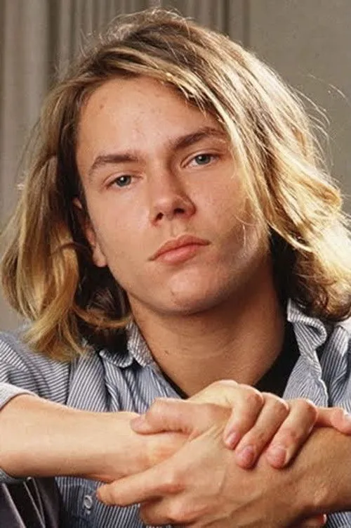 River Phoenix photo