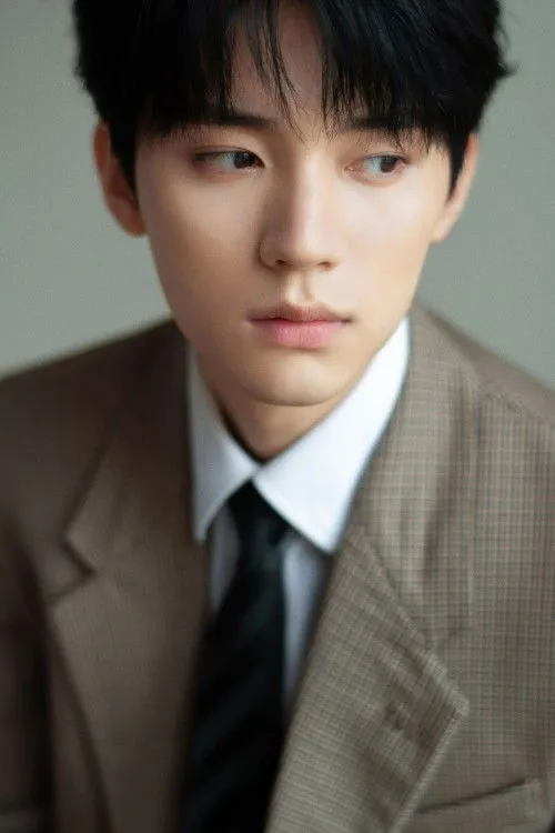 Zhou Yiran photo