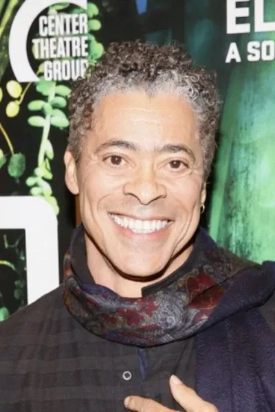 Dominic Hoffman photo