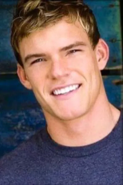Alan Ritchson