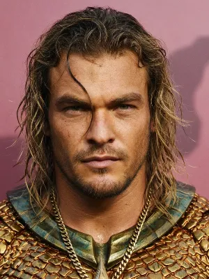 Alan Ritchson photo