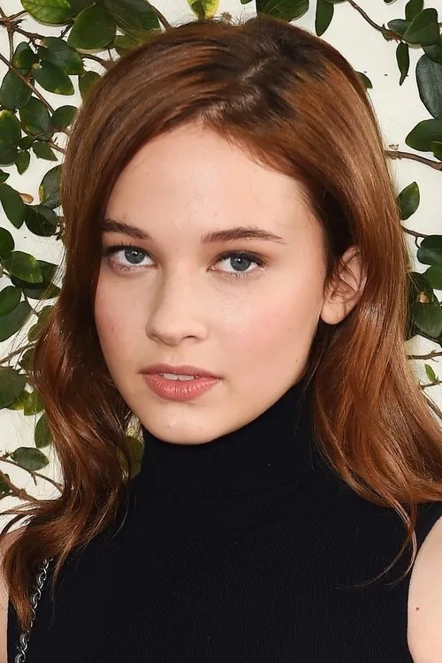 Cailee Spaeny photo