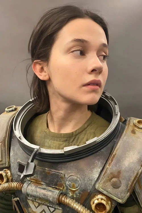 Cailee Spaeny photo