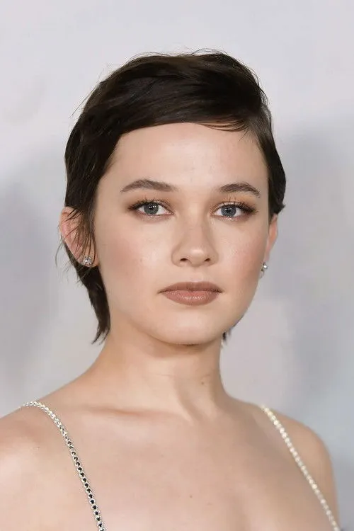 Cailee Spaeny photo