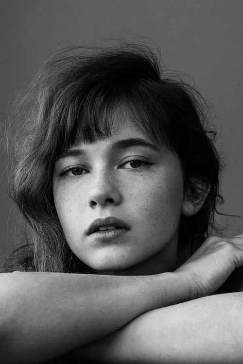 Cailee Spaeny photo