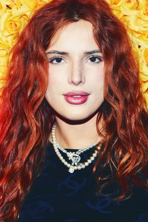 Bella Thorne photo