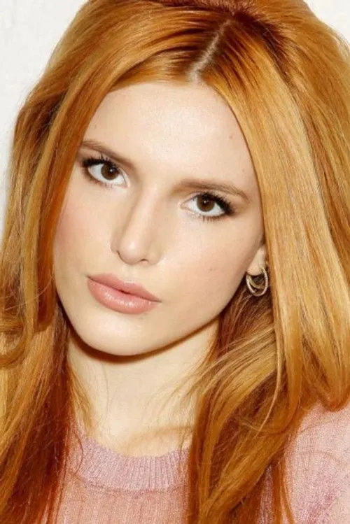 Bella Thorne photo