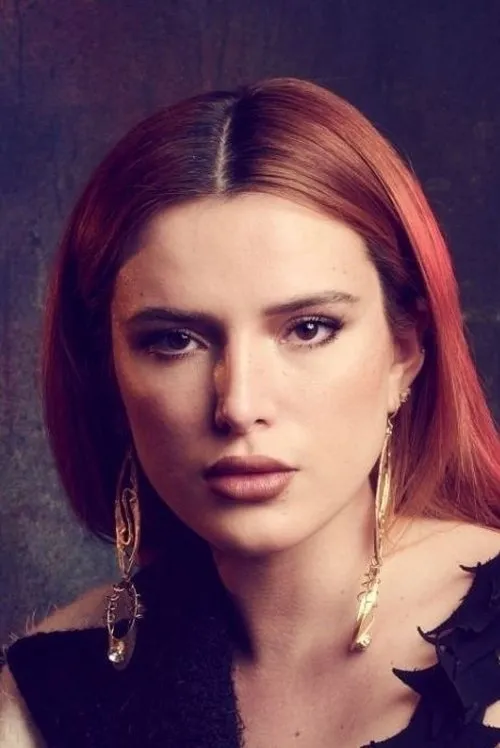 Bella Thorne photo