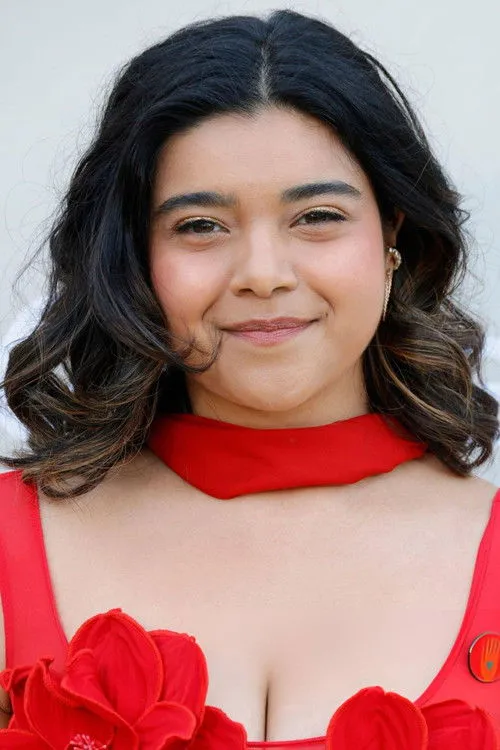 Iman Vellani photo