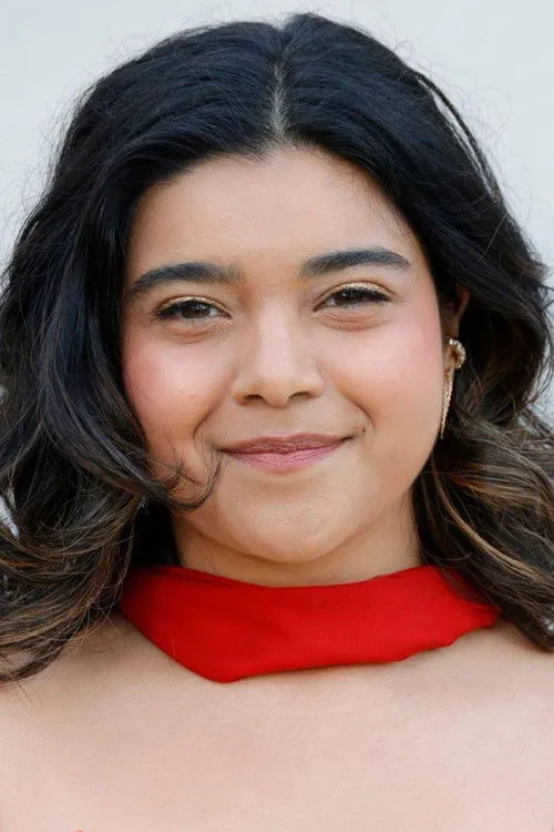 Iman Vellani photo