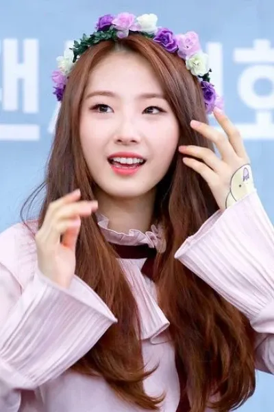 Cho HaSeul photo