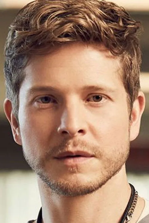 Matt Czuchry photo