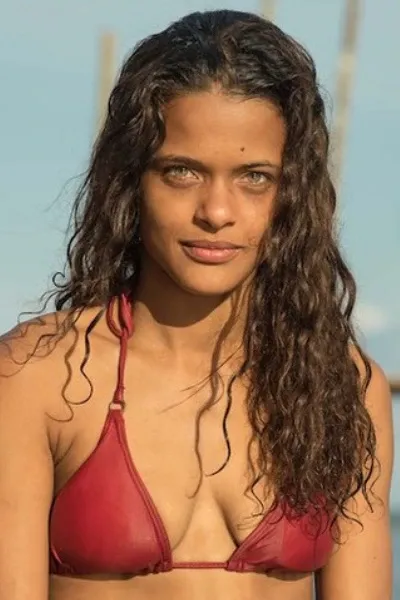 Thainá Duarte photo