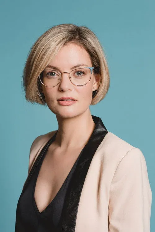 Siobhan Thompson photo