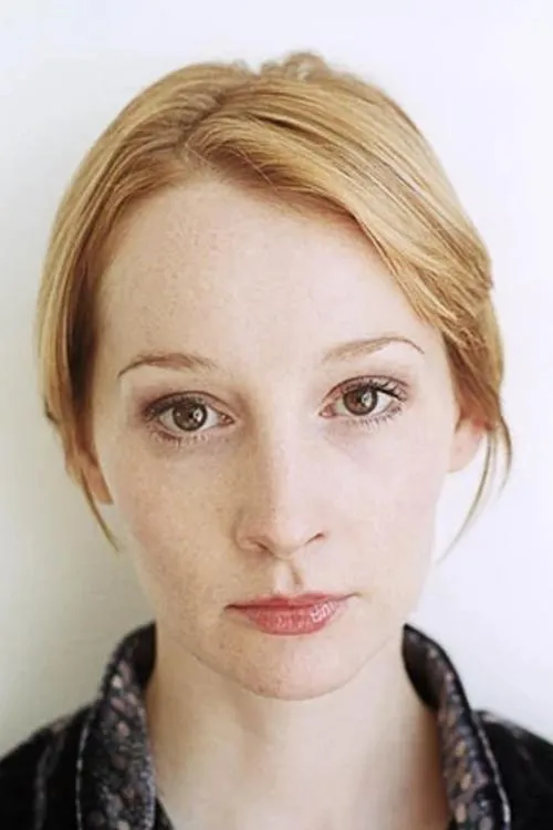 Emma Lowndes photo