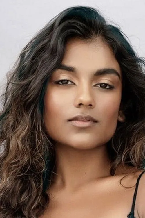 Simone Ashley photo